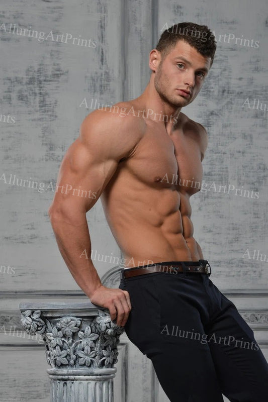 Male Model Muscular - 671B