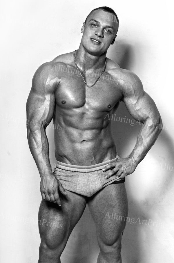 Male Model Muscular - 738B