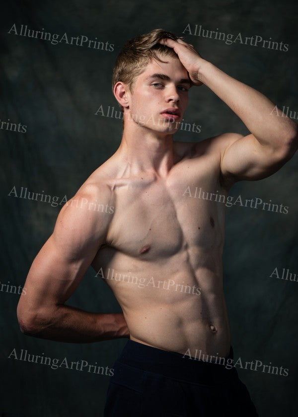 Male Model College Muscular - 795B