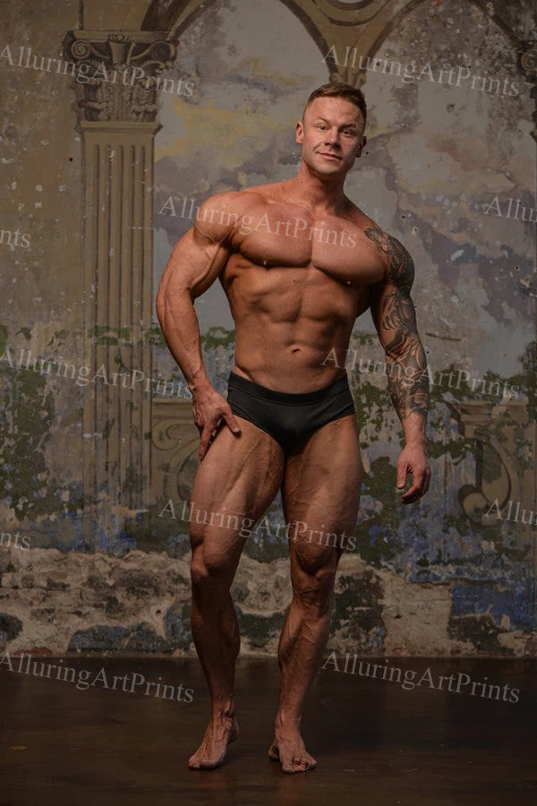 Male Model Muscular - 881C