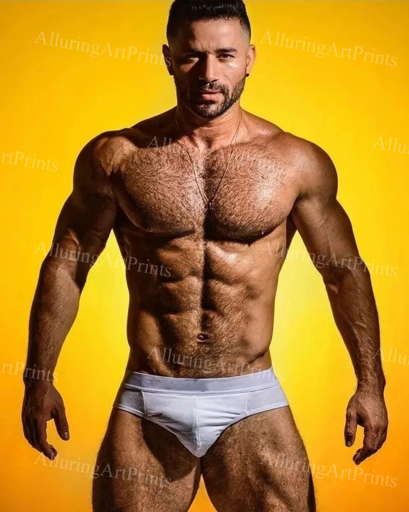 Risque Male Model Muscular - NN98