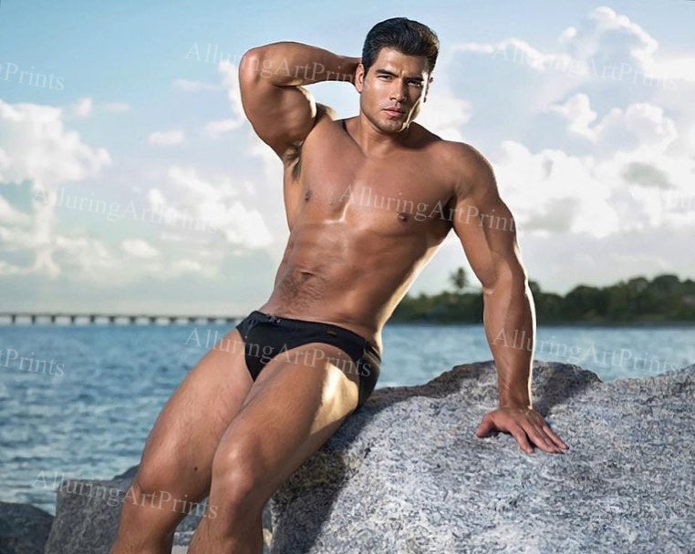 Male Model Muscular - RR1017