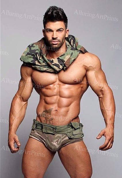 Male Model Muscular - SS216