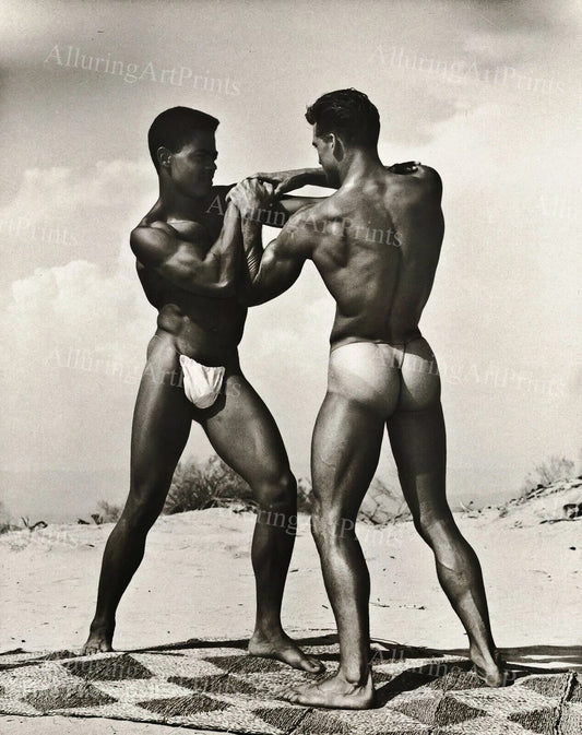 Male Models Muscular Vintage - UU194